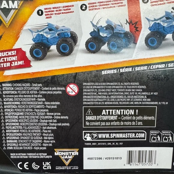 Megalodon Smash & Bash Toy Truck - Blue monster jam New in box - Picture 2 of 4